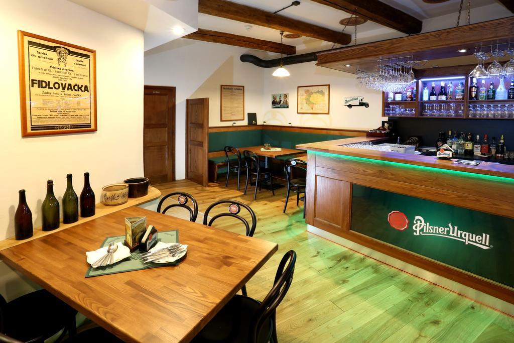 Hotel Koruna Прахатице Екстериор снимка